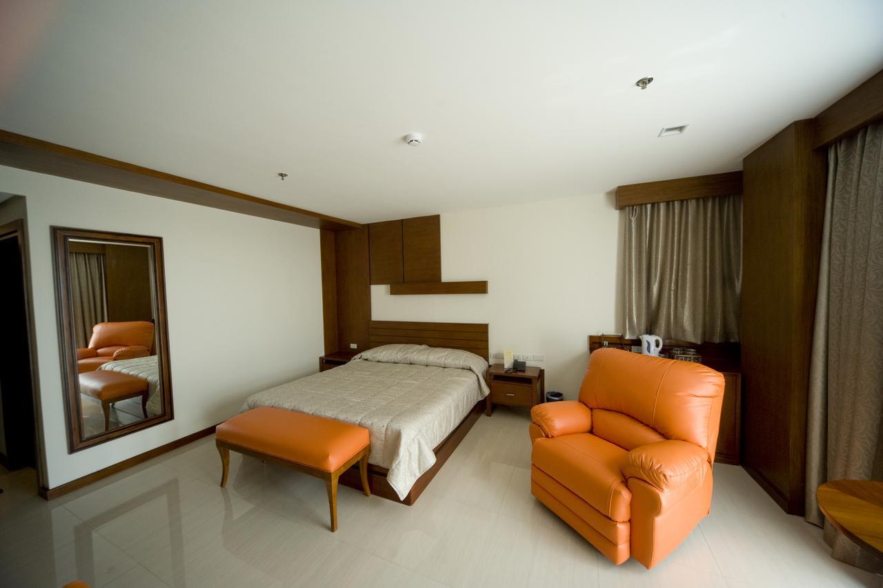 Skinetics Wellness Center Boutique Hotel Iloilo City Ngoại thất bức ảnh