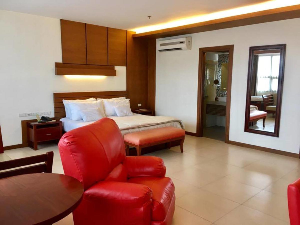 Skinetics Wellness Center Boutique Hotel Iloilo City Ngoại thất bức ảnh